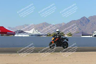 media/Nov-06-2023-Moto Forza (Mon) [[ce023d0744]]/4-Beginner Group/Session 4 (Finish Line Checker)/